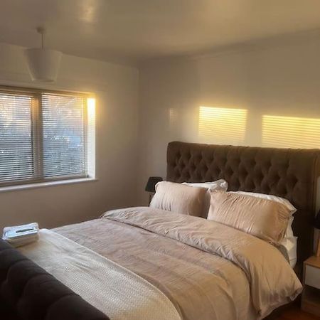 Home In Basildon, Essex المظهر الخارجي الصورة