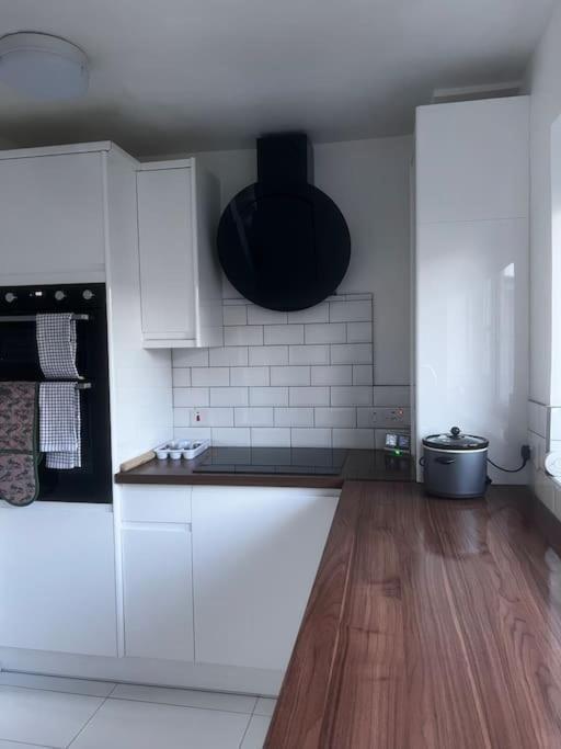 Home In Basildon, Essex المظهر الخارجي الصورة