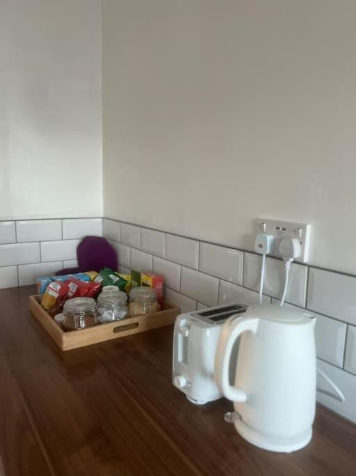 Home In Basildon, Essex المظهر الخارجي الصورة