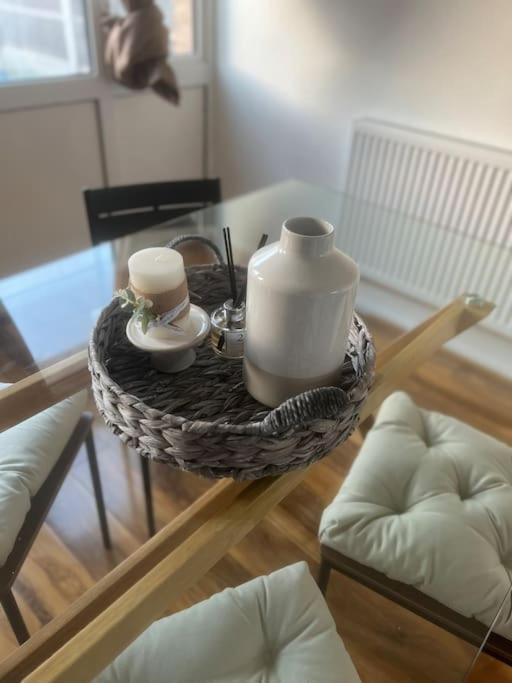 Home In Basildon, Essex المظهر الخارجي الصورة